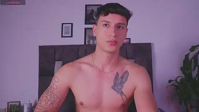 Snapshot of I_Gabriel chatting on May 2026 05:48:02 AM I Gabriel online show from May 2026 05:48:02 AM