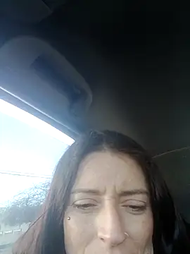 Snapshot of khloebanques chatting on March 2026 12:27:02 AM khloebanques online show from March 2026 12:27:02 AM