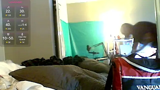 Snapshot of DizzyGirth chatting on May 2026 06:54:02 AM DizzyGirth online show from May 2026 06:54:02 AM