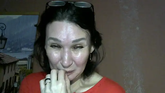 PrettyAndWild online show from September 2025 03:49:02 PM