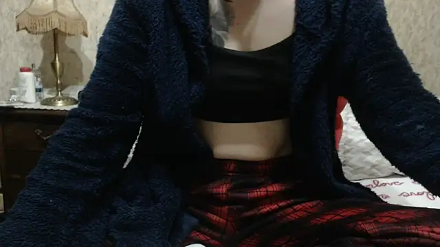 Snapshot of fabiolagg chatting on March 2026 04:01:02 AM fabiolagg online show from March 2026 04:01:02 AM