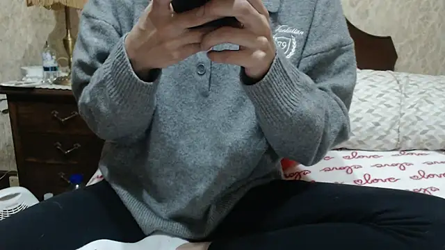 Snapshot of fabiolagg chatting on April 2026 06:20:02 AM fabiolagg online show from April 2026 06:20:02 AM