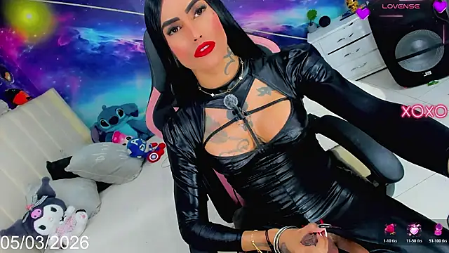 Snapshot of Nella_Dolls chatting on March 2026 01:13:01 AM Nella Dolls online show from March 2026 01:13:01 AM