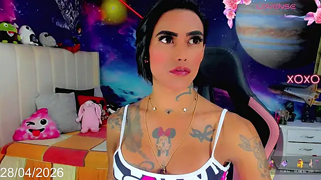 Snapshot of Nella_Dolls chatting on April 2026 08:36:02 PM Nella Dolls online show from April 2026 08:36:02 PM