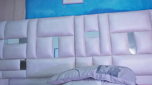 Snapshot of katy_rioss chatting on February 2025 12:05:02 PM katy rioss online show from February 2025 12:05:02 PM