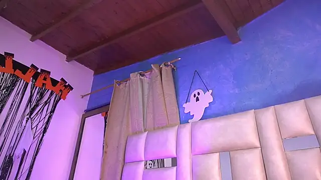 Snapshot of katy_rioss chatting on October 2025 12:06:01 PM katy rioss online show from October 2025 12:06:01 PM