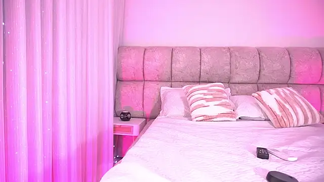 Snapshot of katy_rioss chatting on November 2025 12:19:02 PM katy rioss online show from November 2025 12:19:02 PM