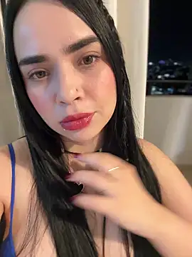 Snapshot of GeorginaJones chatting on February 2025 11:58:01 PM GeorginaJones online show from February 2025 11:58:01 PM