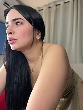 Snapshot of GeorginaJones chatting on March 2025 04:52:01 AM GeorginaJones online show from March 2025 04:52:01 AM