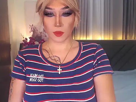 Transdomts4u online show from October 2025 04:24:02 PM