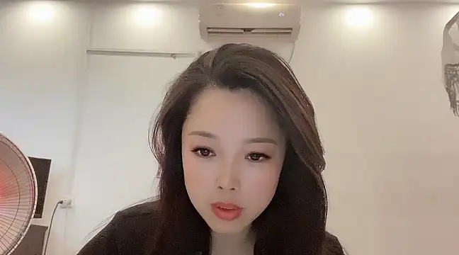 Snapshot of kk_lele chatting on January 2025 04:05:01 AM kk lele online show from January 2025 04:05:01 AM