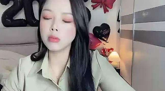 Snapshot of kk_lele chatting on February 2025 07:18:01 AM kk lele online show from February 2025 07:18:01 AM