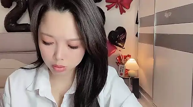 Snapshot of kk_lele chatting on February 2025 04:21:01 AM kk lele online show from February 2025 04:21:01 AM