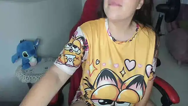 Snapshot of valery_adams1 chatting on February 2025 03:46:02 AM valery adams1 online show from February 2025 03:46:02 AM
