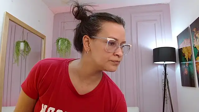 Britney taylor  online show from December 2024 09:11:01 PM