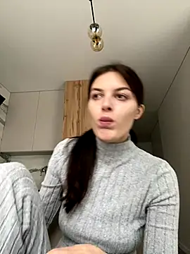 little belucci online show from October 2025 02:23:02 PM