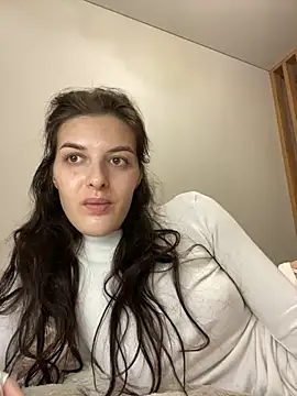 little belucci online show from November 2025 04:11:02 PM