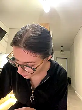 little belucci online show from January 2026 03:03:02 PM