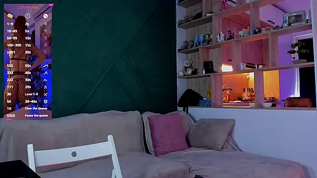 Snapshot of _alleyesonme_ chatting on December 2024 11:07:02 AM alleyesonme online show from December 2024 11:07:02 AM