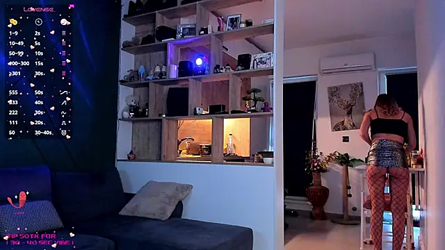 Snapshot of _alleyesonme_ chatting on January 2025 02:05:01 PM alleyesonme online show from January 2025 02:05:01 PM