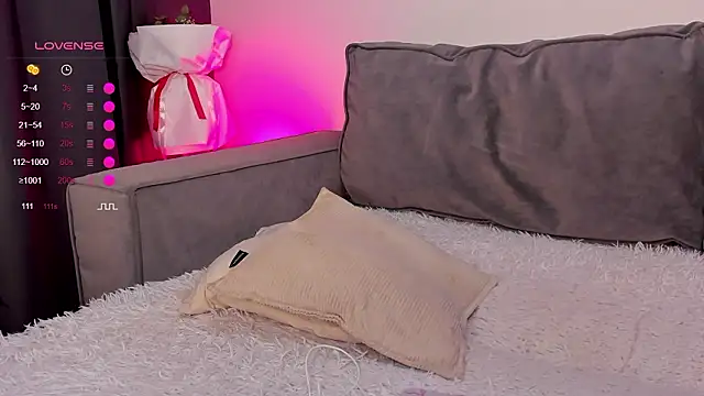 Elissluvv online show from March 2026 12:23:02 PM