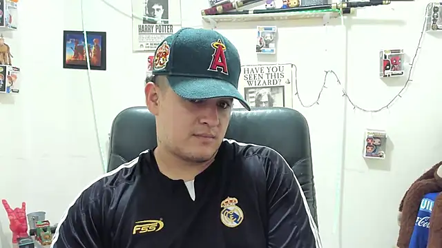 ney 22 online show from November 2025 01:28:01 AM