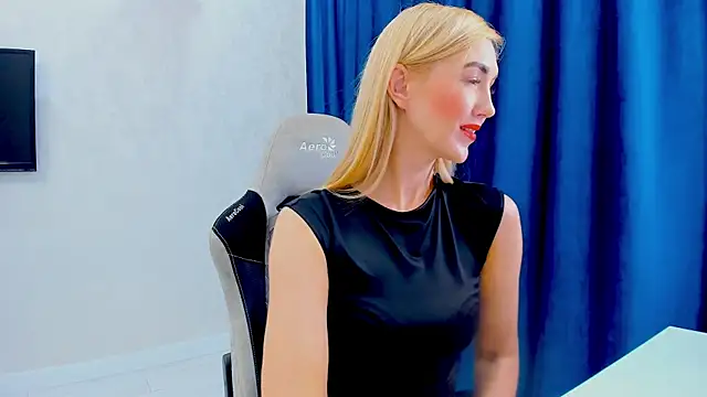 HotyPlays online show from January 2025 04:57:01 PM