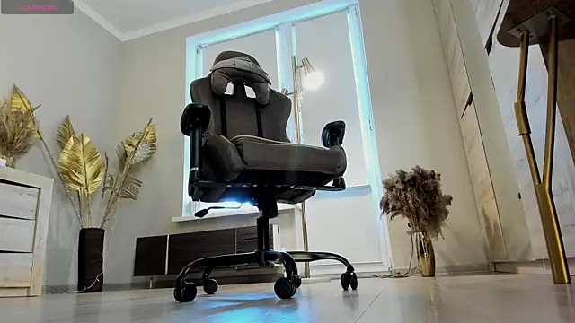 HotyPlays online show from July 2026 03:21:02 PM