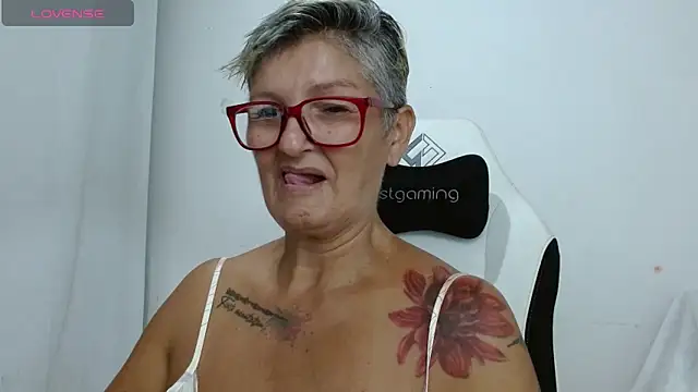 bety-cum2 online show from June 2026 08:47:02 PM