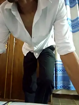 Snapshot of RikzAdam chatting on June 2026 08:01:01 PM RikzAdam online show from June 2026 08:01:01 PM