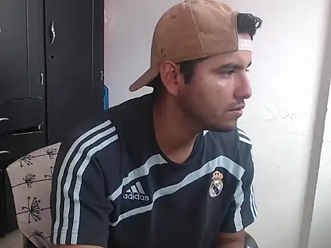 kylian 07 online show from November 2025 06:24:02 PM