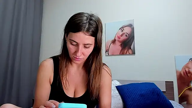 Snapshot of Squishy_Goddess chatting on February 2025 04:19:02 AM Squishy Goddess online show from February 2025 04:19:02 AM