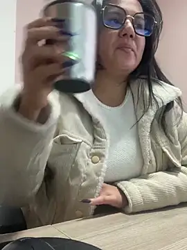 SWEETLILY18 online show from January 2025 11:46:01 AM