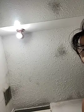 SWEETLILY18 online show from March 2025 09:49:02 AM