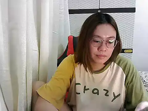 crizzybel online show from March 2025 02:29:01 PM