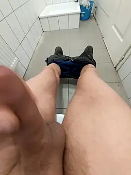 Snapshot of MWM49 chatting on April 2026 07:03:02 AM MWM49 online show from April 2026 07:03:02 AM