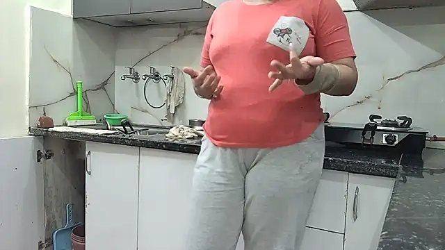 Zoya Varma004 online show from January 2025 07:49:02 AM