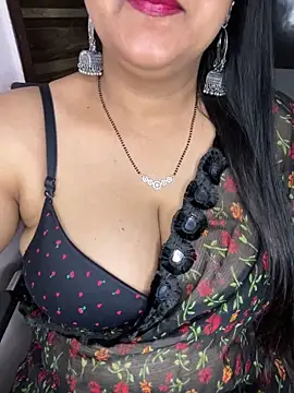 Snapshot of Zoya_Varma004 chatting on March 2026 06:11:01 PM Zoya Varma004 online show from March 2026 06:11:01 PM