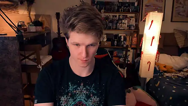 Snapshot of Breston_Sweet chatting on December 2024 09:24:01 PM Breston Sweet online show from December 2024 09:24:01 PM