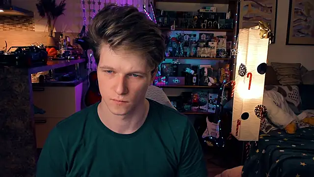 Snapshot of Breston_Sweet chatting on December 2024 05:47:02 PM Breston Sweet online show from December 2024 05:47:02 PM