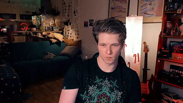 Snapshot of Breston_Sweet chatting on December 2024 08:16:02 PM Breston Sweet online show from December 2024 08:16:02 PM