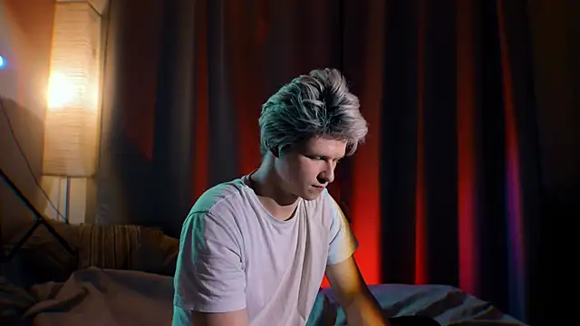 Snapshot of Breston_Sweet chatting on September 2025 06:13:02 PM Breston Sweet online show from September 2025 06:13:02 PM