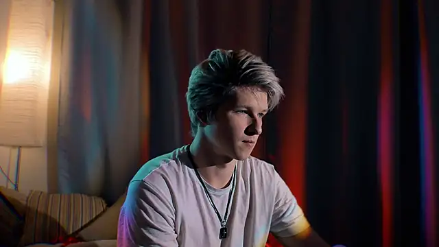 Snapshot of Breston_Sweet chatting on September 2025 07:52:02 PM Breston Sweet online show from September 2025 07:52:02 PM