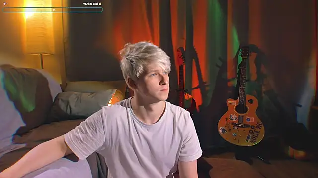 Snapshot of Breston_Sweet chatting on November 2025 03:27:01 AM Breston Sweet online show from November 2025 03:27:01 AM