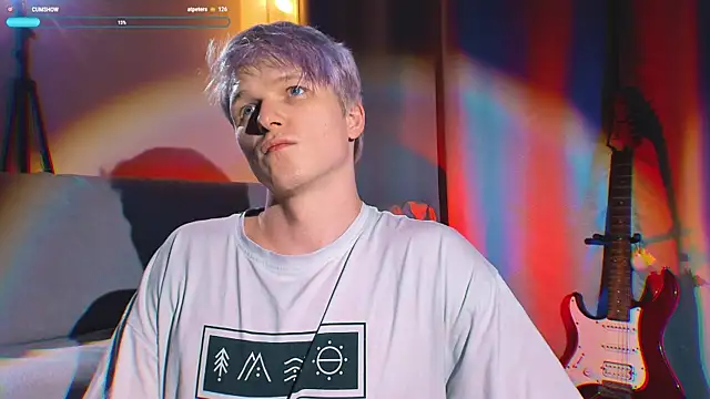 Snapshot of Breston_Sweet chatting on November 2025 07:57:01 PM Breston Sweet online show from November 2025 07:57:01 PM