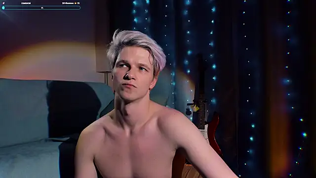 Snapshot of Breston_Sweet chatting on December 2025 10:29:02 PM Breston Sweet online show from December 2025 10:29:02 PM