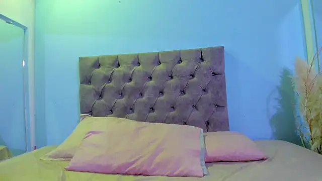 Snapshot of isa_kiss chatting on September 2025 02:13:02 AM isa kiss online show from September 2025 02:13:02 AM