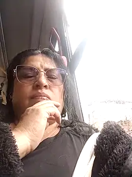 Keyla01  online show from March 2025 06:04:02 PM