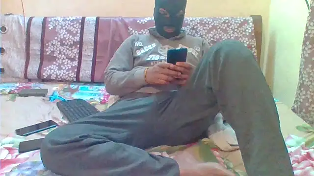 Snapshot of Nikki_Nikku chatting on January 2025 03:18:01 PM Nikki Nikku online show from January 2025 03:18:01 PM