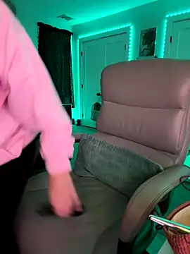 Snapshot of sage_love chatting on December 2024 02:20:02 AM sage love online show from December 2024 02:20:02 AM